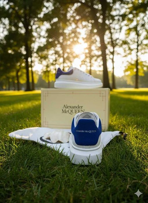 Adidasi Alexander Mc Q u e e n Albastru Catifea