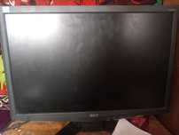 Monitor Asus foarte bun