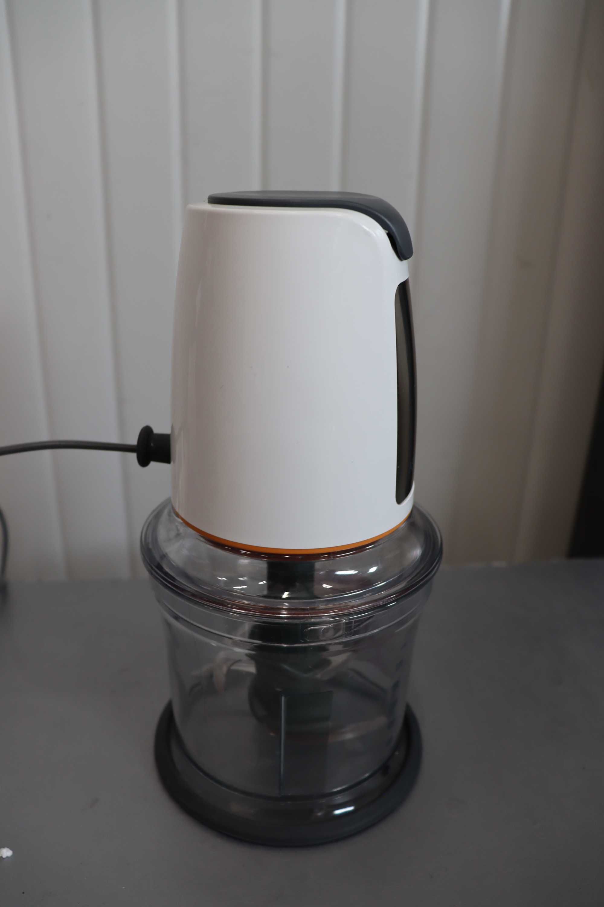 Чопър Kenwood Easy Chop, купа 0,5л, 2 скорости, 500W, CHP61.100
