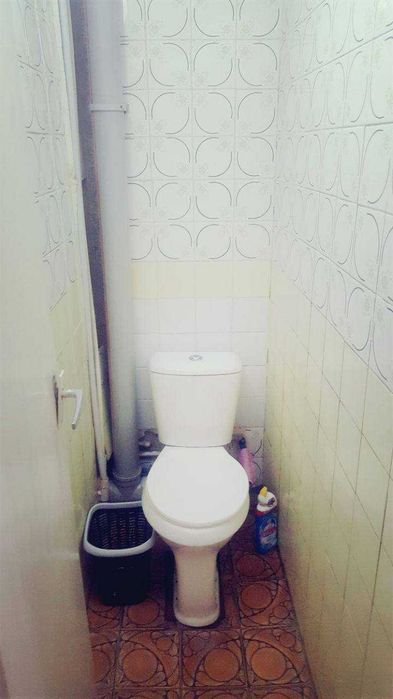 Сдается 4х комнатная квартира на 2 этаже Ориентир  Тожмахал 6 мкр