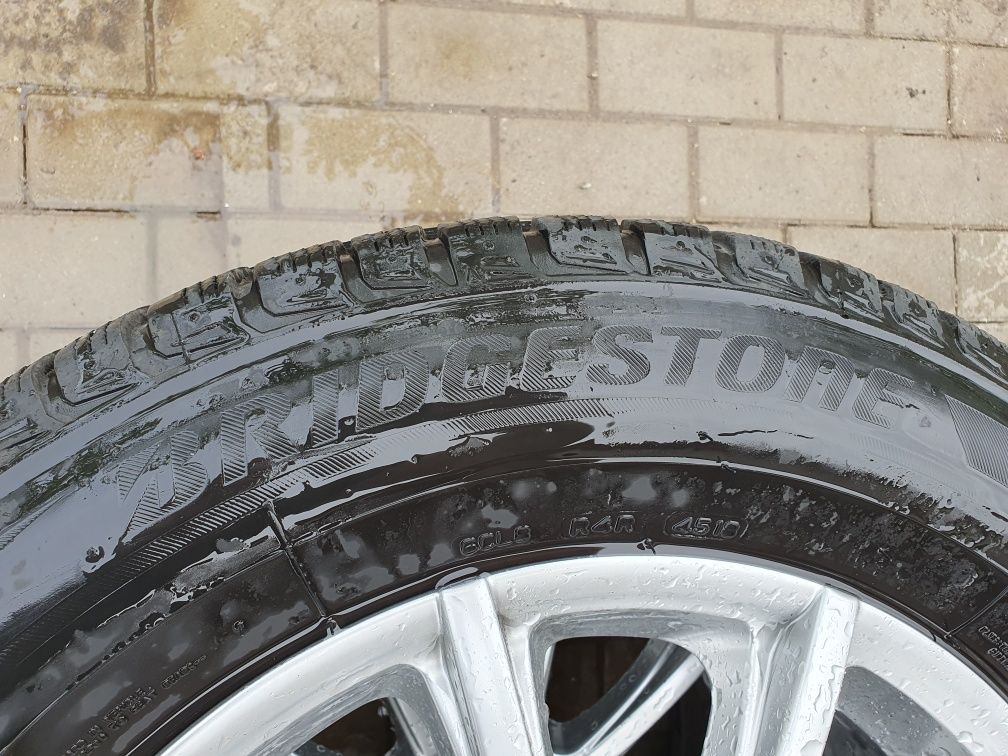 Jante Originale Mazda R17 + Anvelope Bridgestone 4x4 235/65/R17