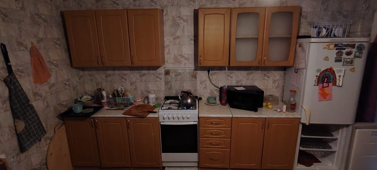 Продам кухонную гарнитуру