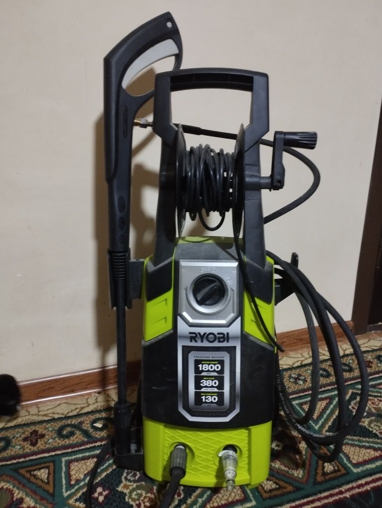 Карчер RYOBI 1800 W срочно продаю