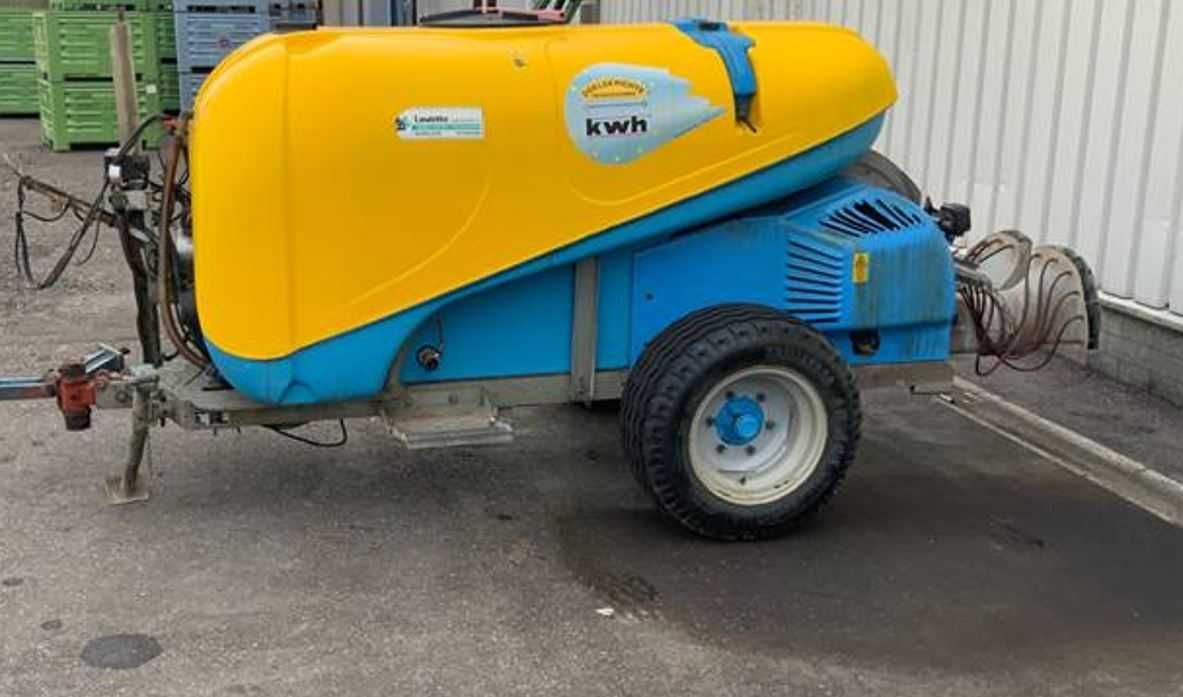 Vând atomizor / pompa de stropit KWH 1500 l pentru vie și livadă