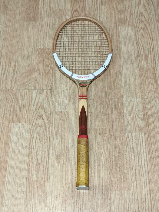 НОВА Тенис Ракета - PIONEER - Спорт Колекционерска