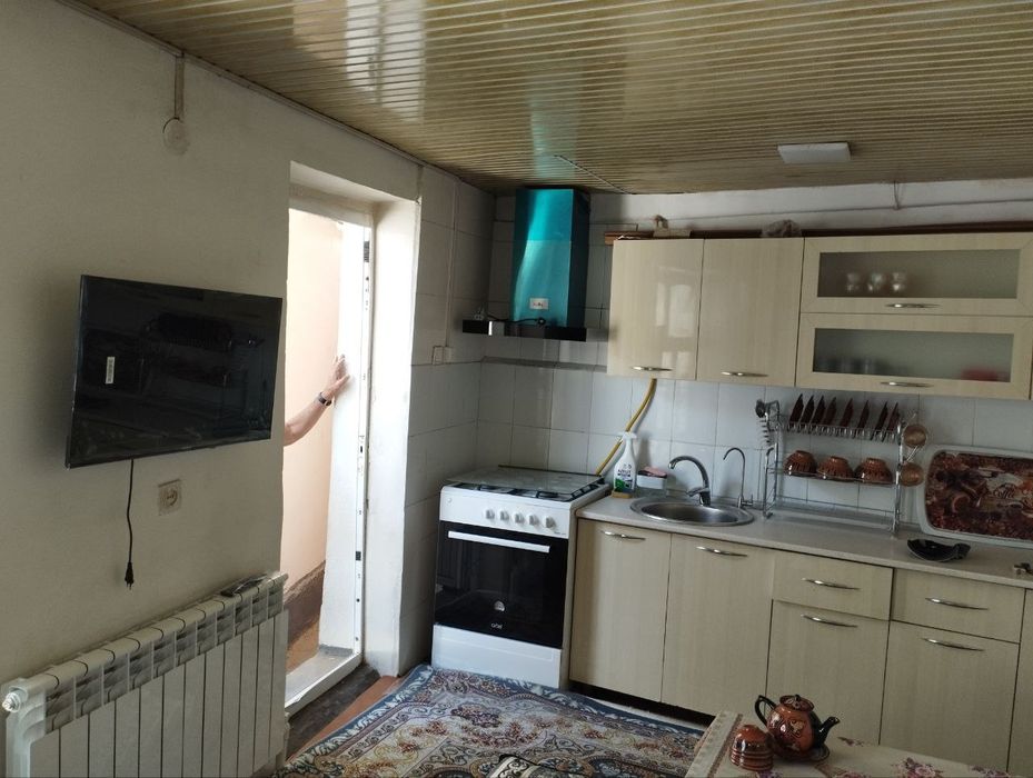 Чорсу базар аренда Участок 4 ком