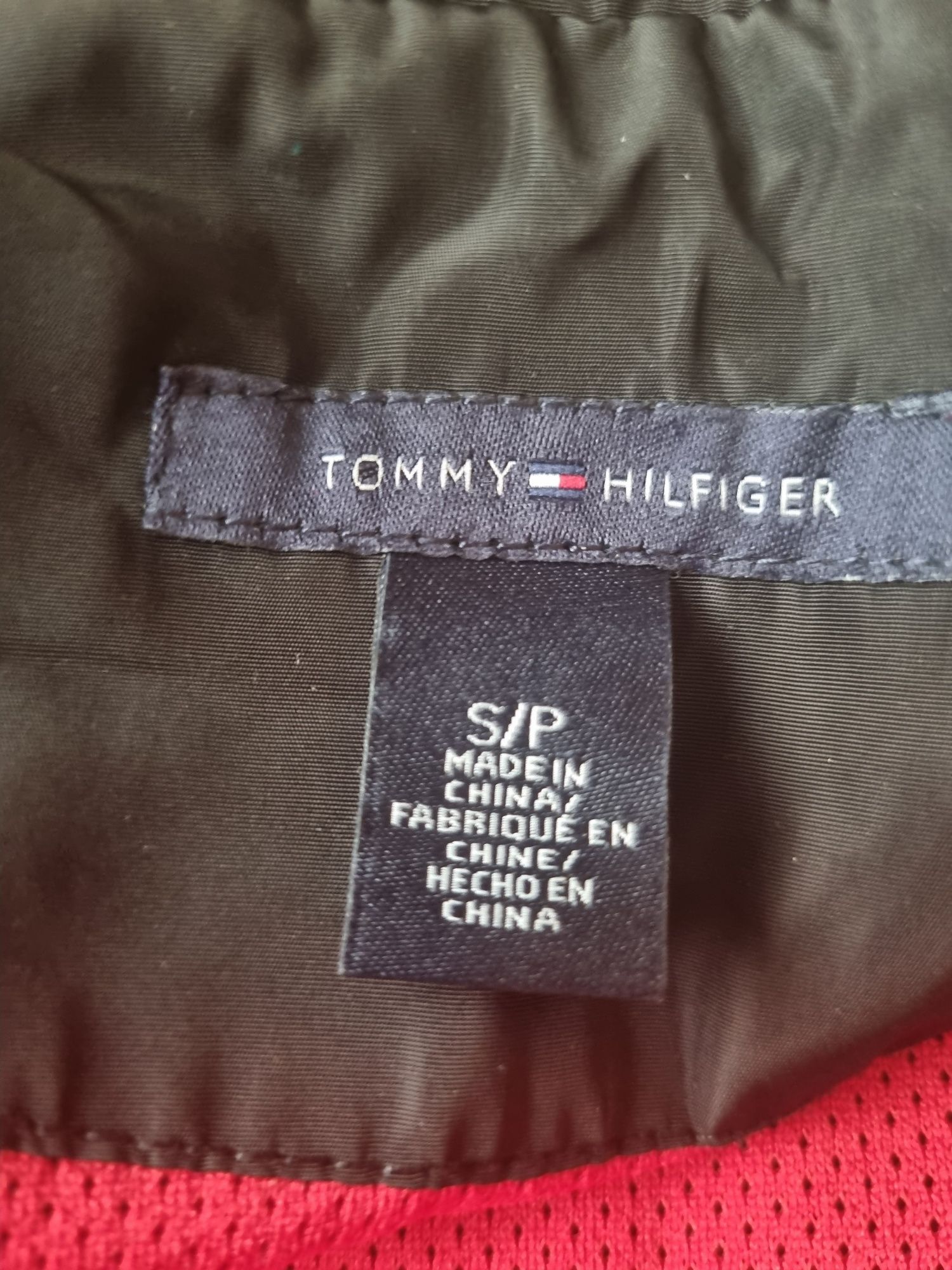 Parka dama, Tommy Hilfiger