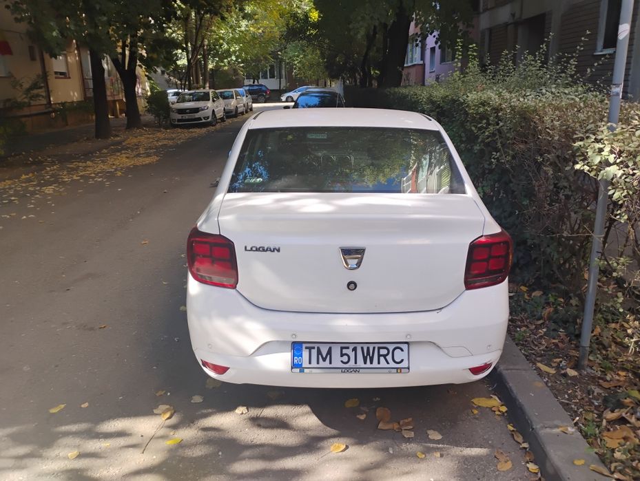 Vând Logan 2  0.9 tce cutie robotizată