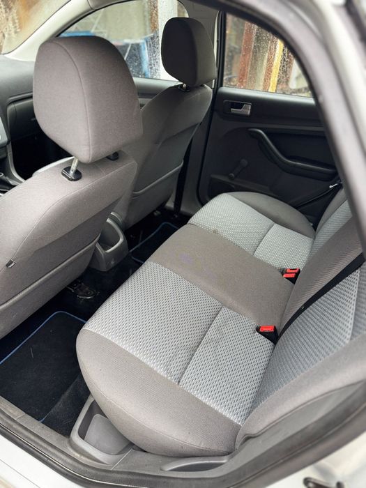 Ford focus 1.4 , 2007