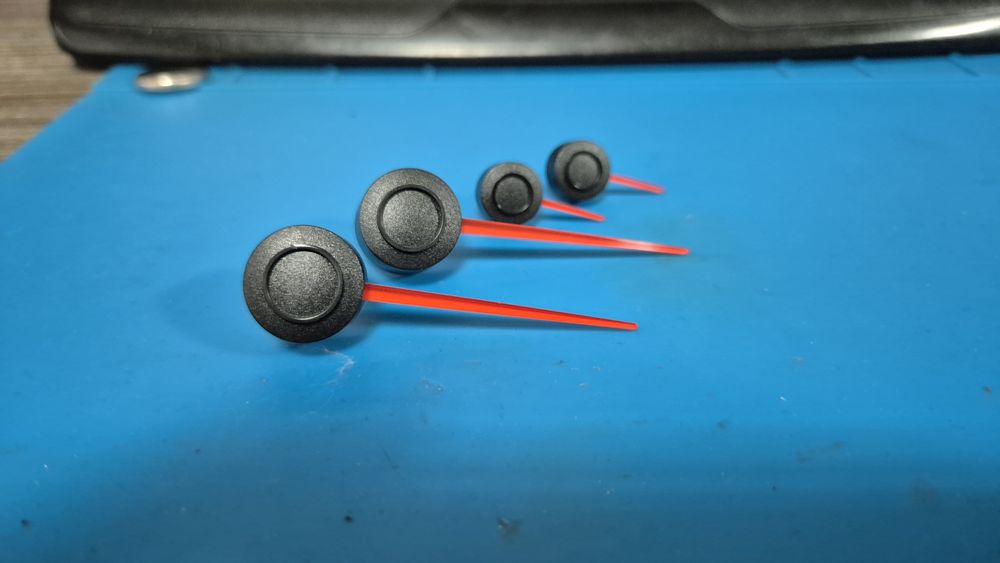 Стрелки за километраж,vw,seat,audi,skoda червени