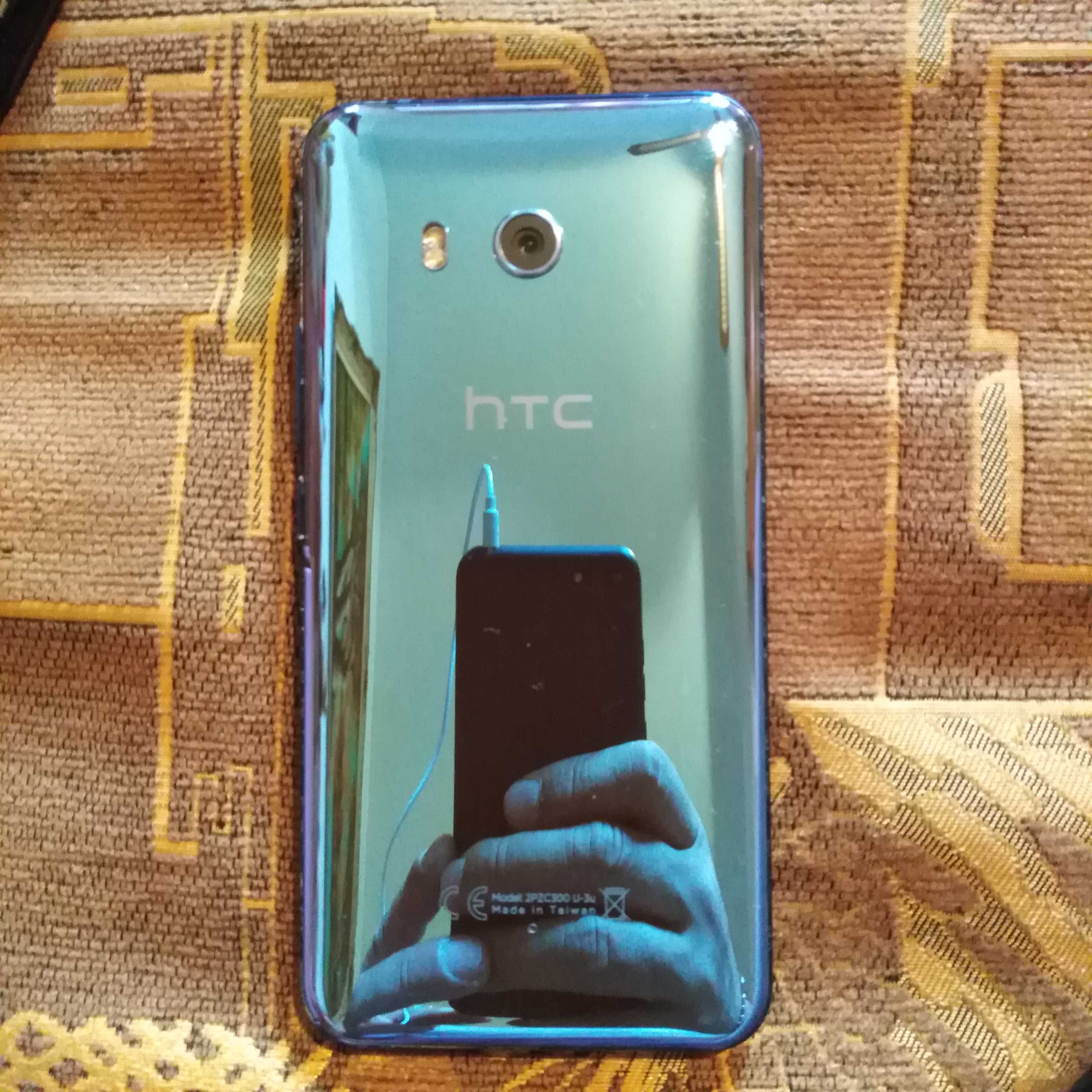 se vinde Huawei nova3i,HTC U11,Moto e6 play