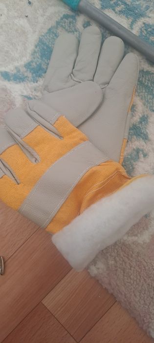 Перчатка рабочий кожаный