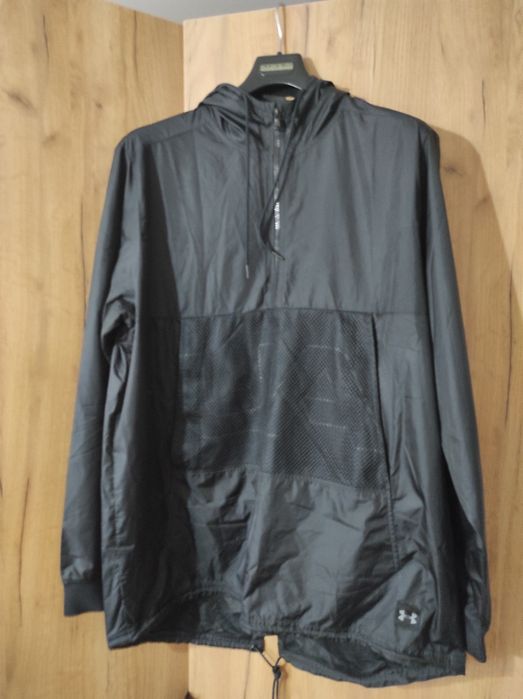 Ветровки-анорак River Island, Under Armour, Bershka