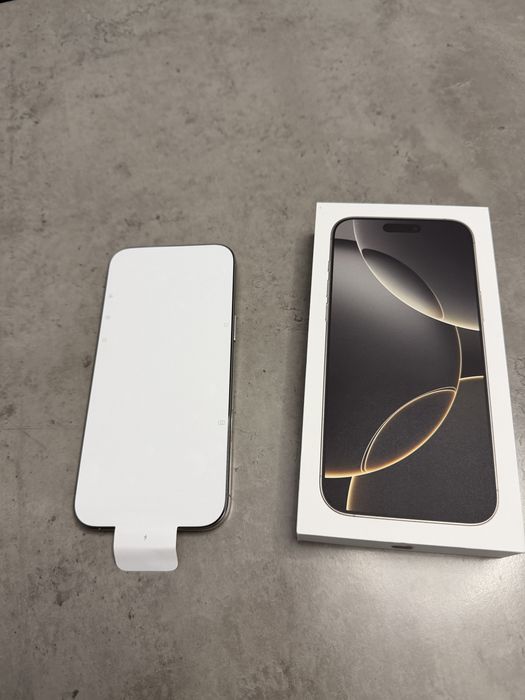 Iphone 16 pro max 256gb natural titanium NOU 100% baterie