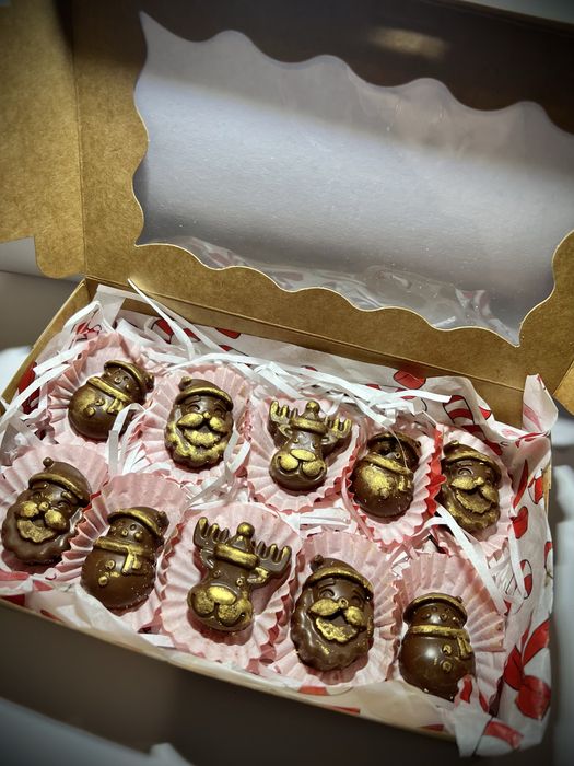 Ръчно изработени коледни бонбони