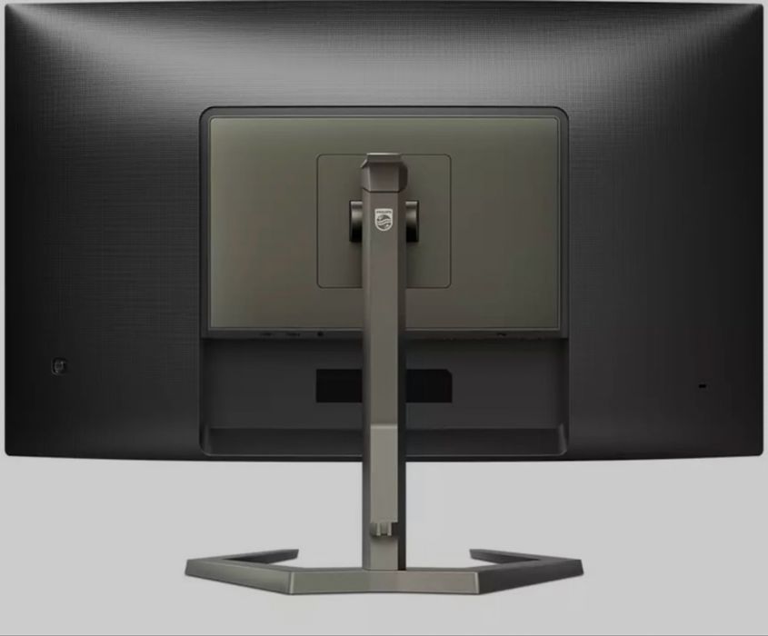 PC rtx 4060 i-5 13th gen 1 terra carcasa myria + monitor de 240hz