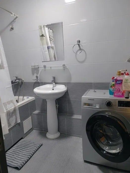 Sotiladi Квартира Центр Ойбек 2в3//3//9 ор. Nomdor