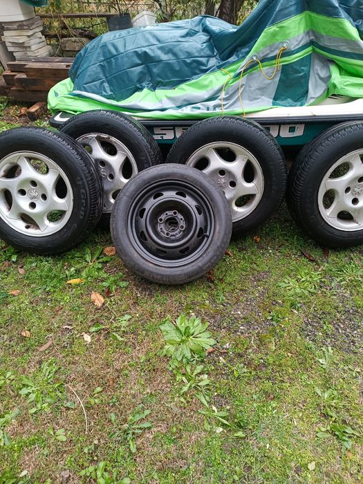 Алуминиеви джанти 15 цола с гуми, плюс резервна гума за Пежо.з