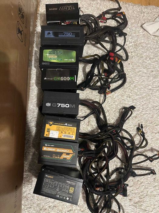 Sursa Corsair Cooler Master Be Quit! Seasonic 600W 700W