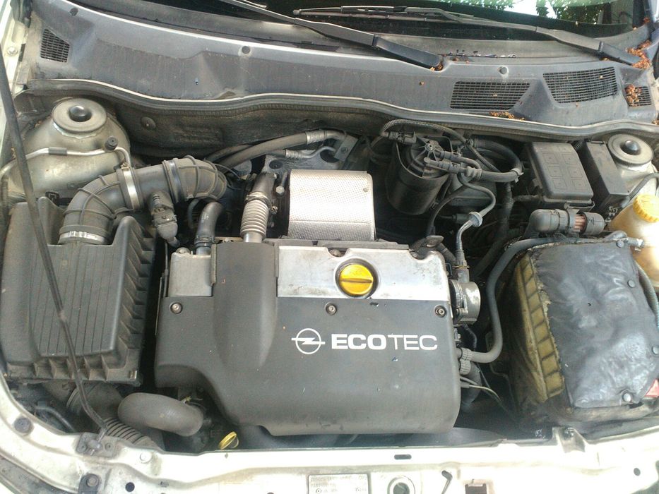 Опел Астра комби на части 2.0 дизел 82коня 99година