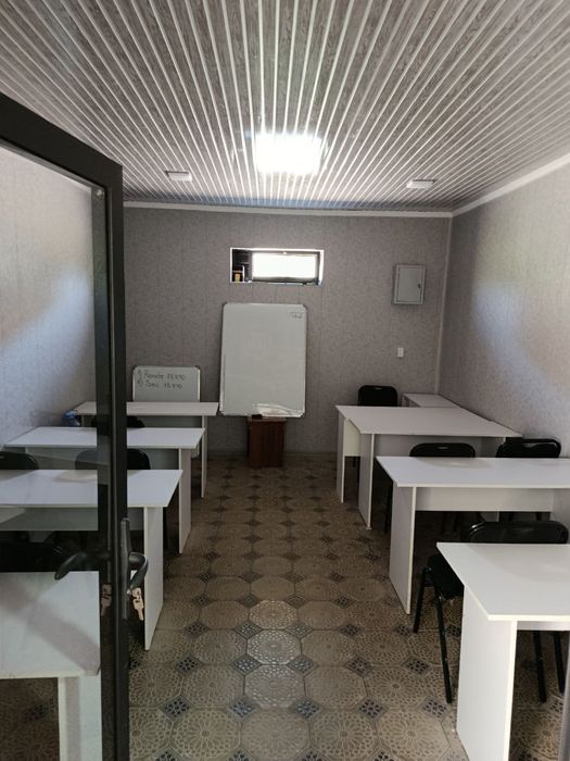 Noturar bino sotiladi