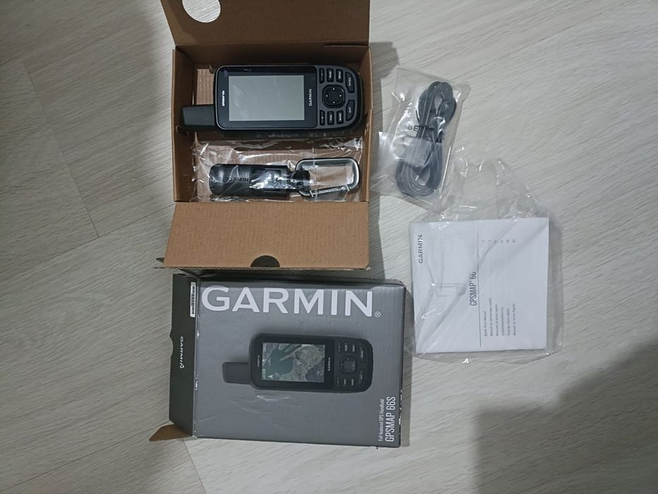 Продам GPS навигатор Garmin