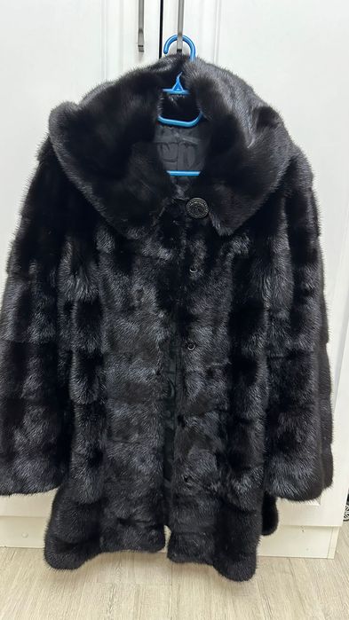 Шуба норковая с капюшоном!!!