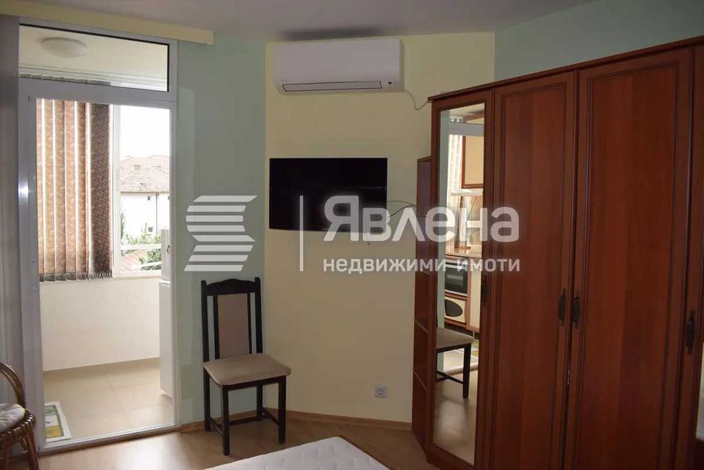 Продава 2-ст., гр. Ахтопол, Център