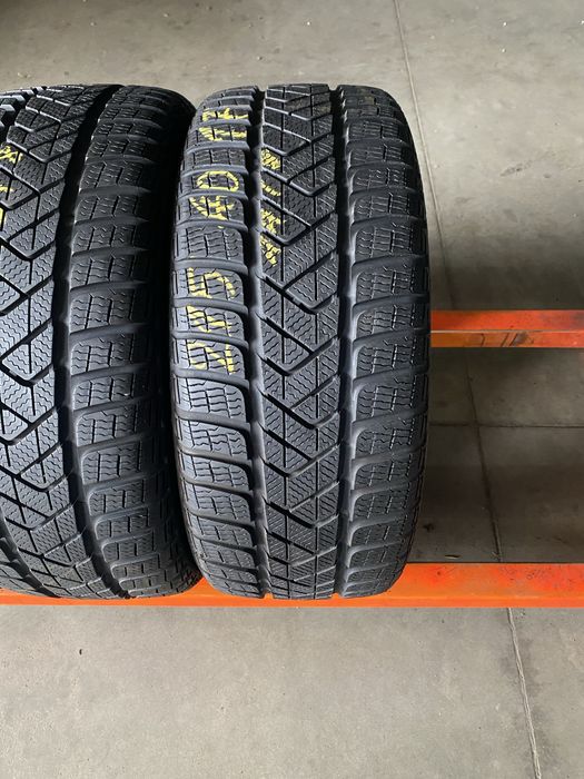 Anvelope iarna 215/40/17 Pirelli Sottozero 3 215 40 17 R17