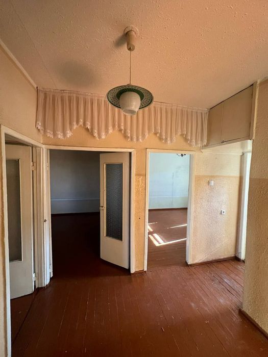 Квартира продаётся 77 серия метро Чиланзар 3в4/3/4 без ремонта