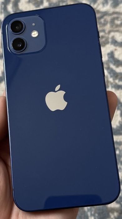 Продам айфон 12 в отличном состоянии