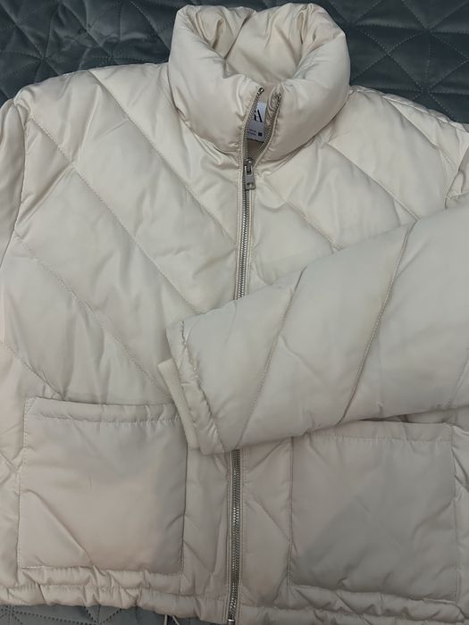 Geaca matlasata bej Zara oversized