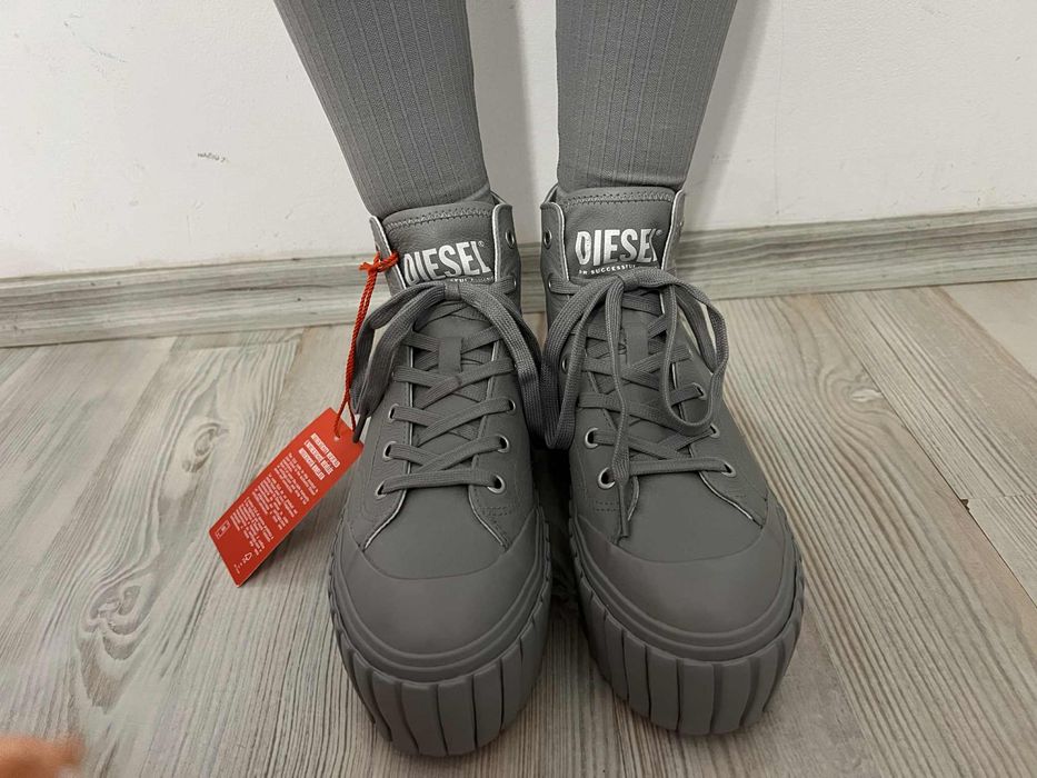 Дамски кецове Diesel 38 номер