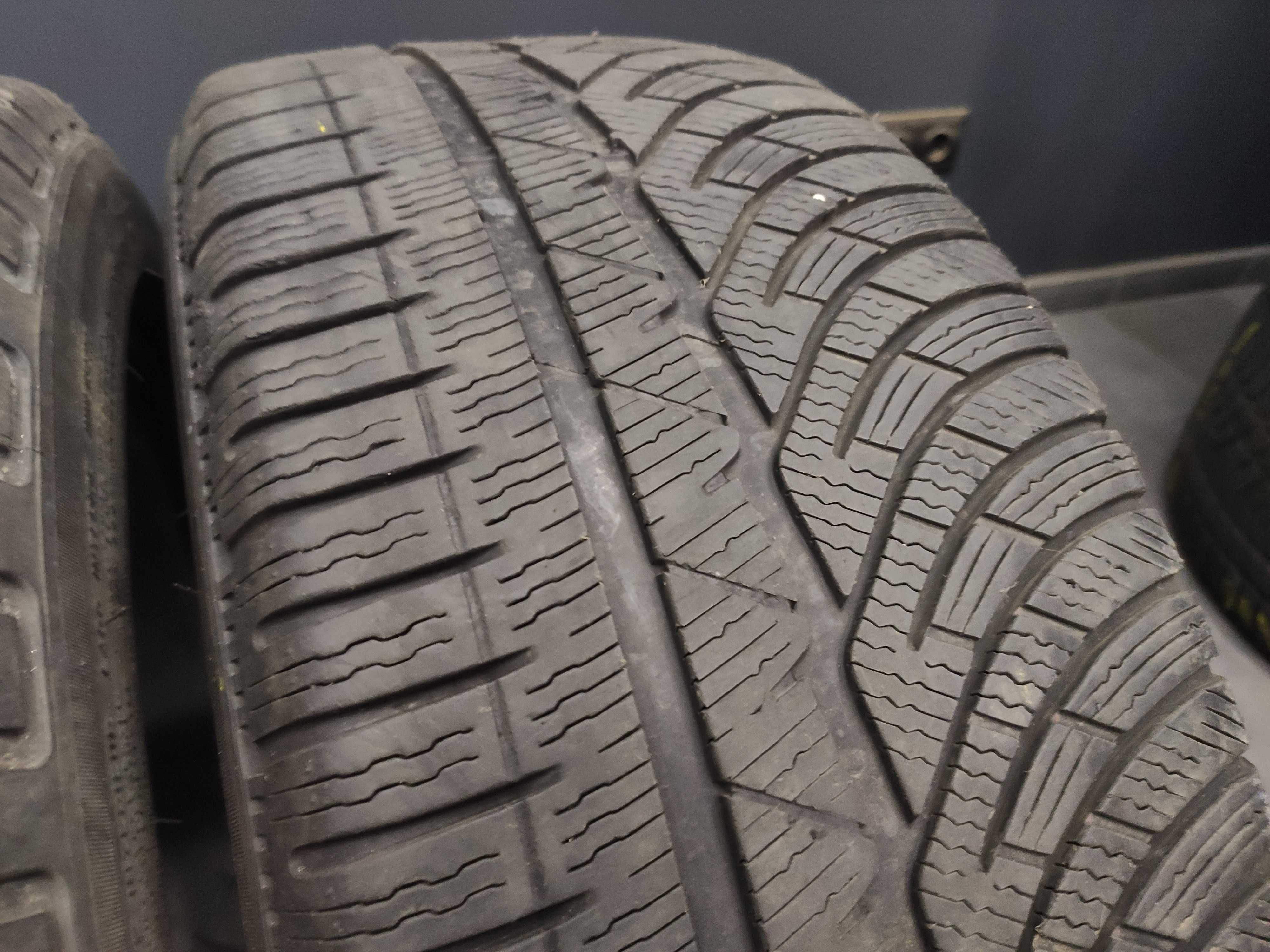 2бр Зимни Гуми 235 45 19 - Michelin
