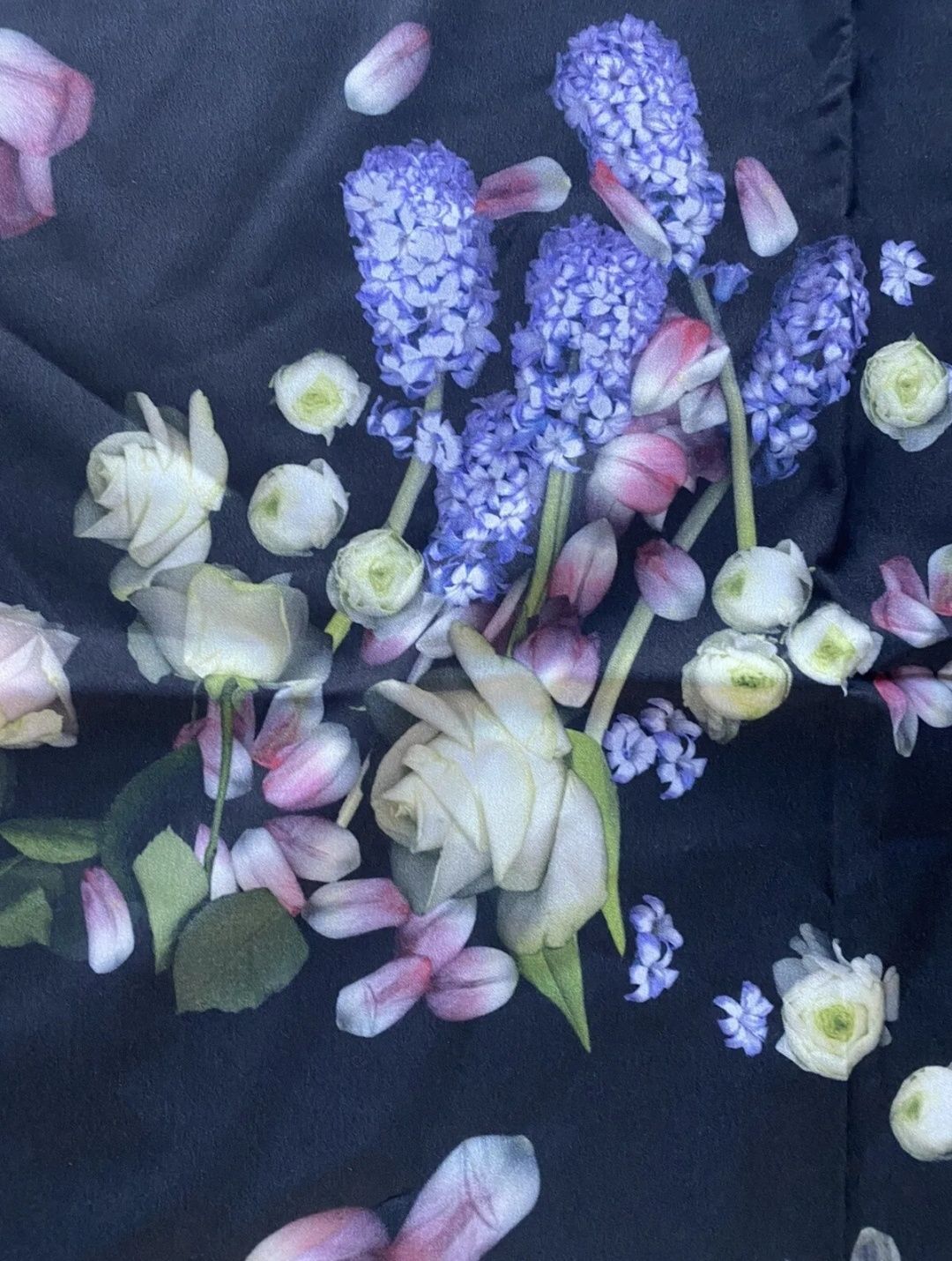 НОВА Ted Baker Дамска черна тениска, топ с флорални мотиви