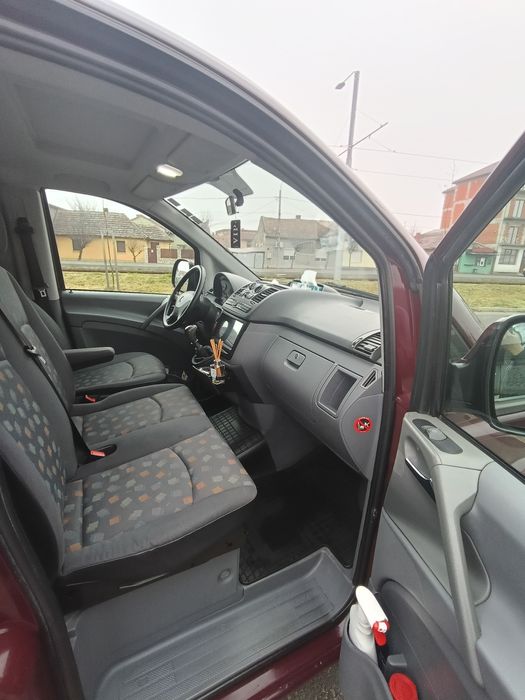 Vând vito 111 CDI 8+1