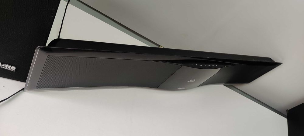 Samsung HT BD 8200 Soundbar cu blu ray incorporat boxe si amplificator