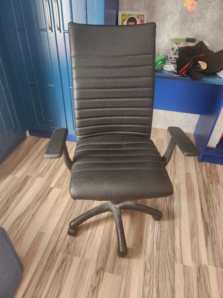 продаётся кресло