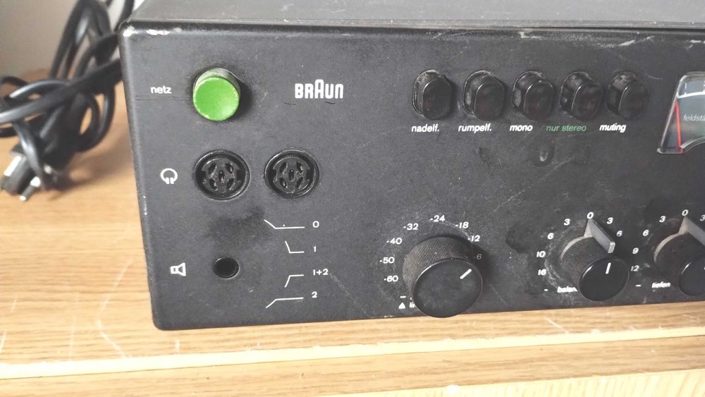 radio amplituner Braun CEV520 pt piese sau restaurare