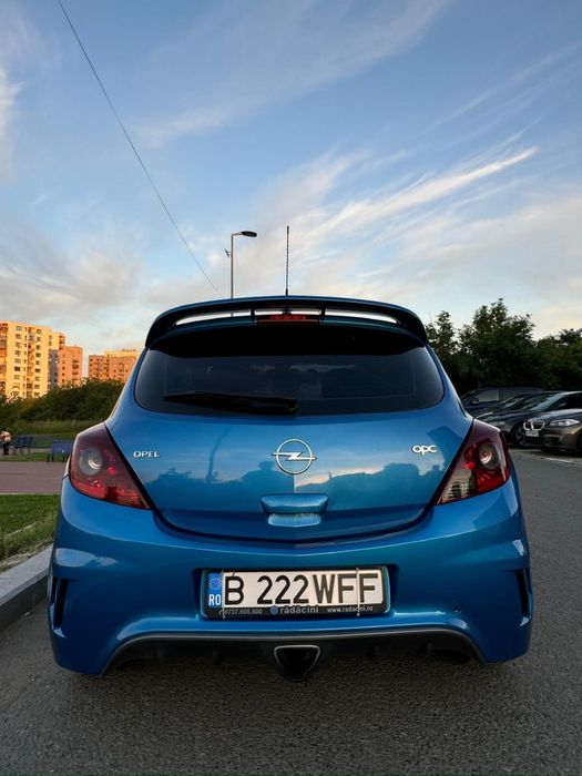 Vand Corsa D OPC 1.6 turbo 2008 (fara schimburi)