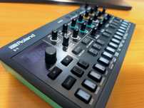 Roland AIRA S-1 sintetizator