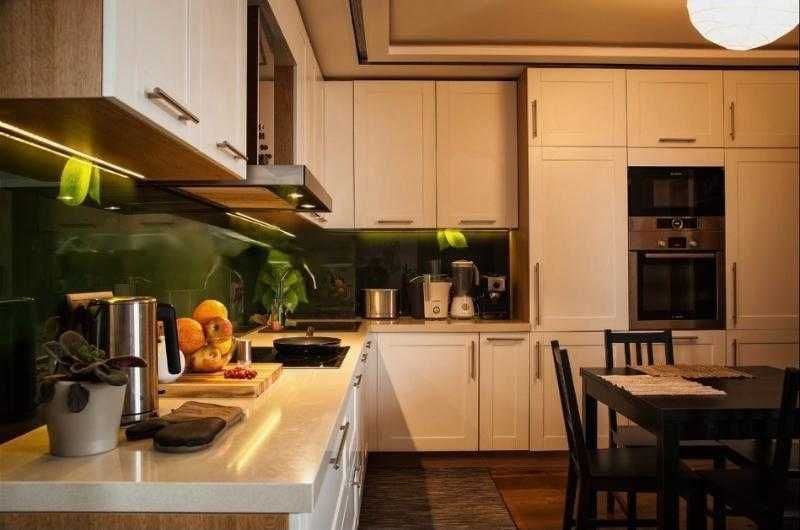 Продава се Четиристаен апартамент в София, Банишора - 130 кв.м за 1385 €/кв.м - Снимка #1