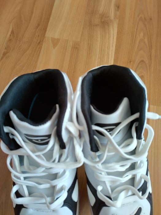 Adidași/Ghete cu roți/Role