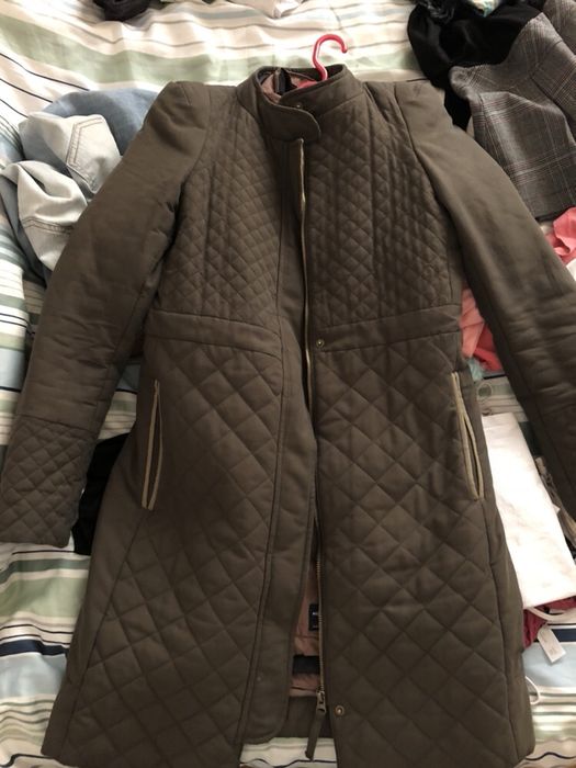 Geaca matlasata zara marimea xs