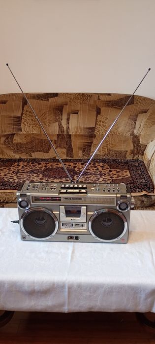 Radio-casetofon SHARP Gf-9292 X
