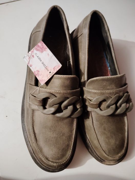 Vând pantofi măr 38