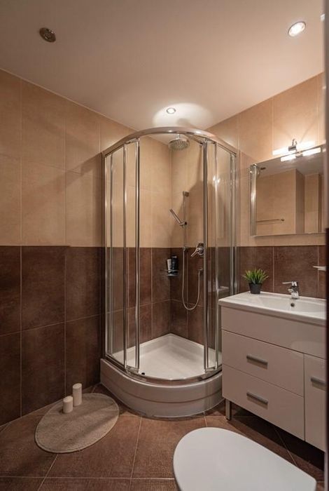 Дава се под наем Тристаен апартамент в София, Бояна - 130 кв.м за 999 € - Снимка #8