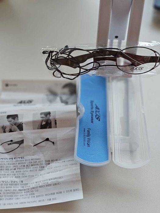 Vand rame ochelari fara dioptrii pentru activitati sportive