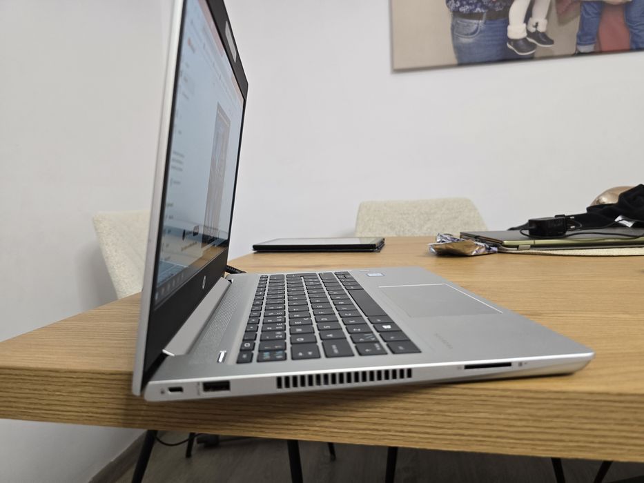 De vanzare Laptop HP ProBook 430 G6 ca nou (idem MacBook)