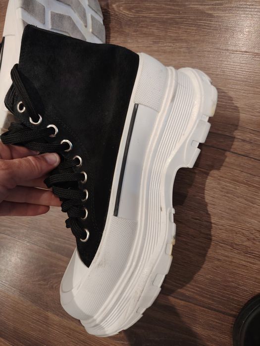 Alexander Mcqueen originali